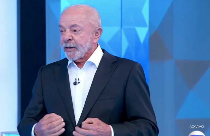 Sem relógio de grife: Lula aparece sem o acessório no debate da TV Globo