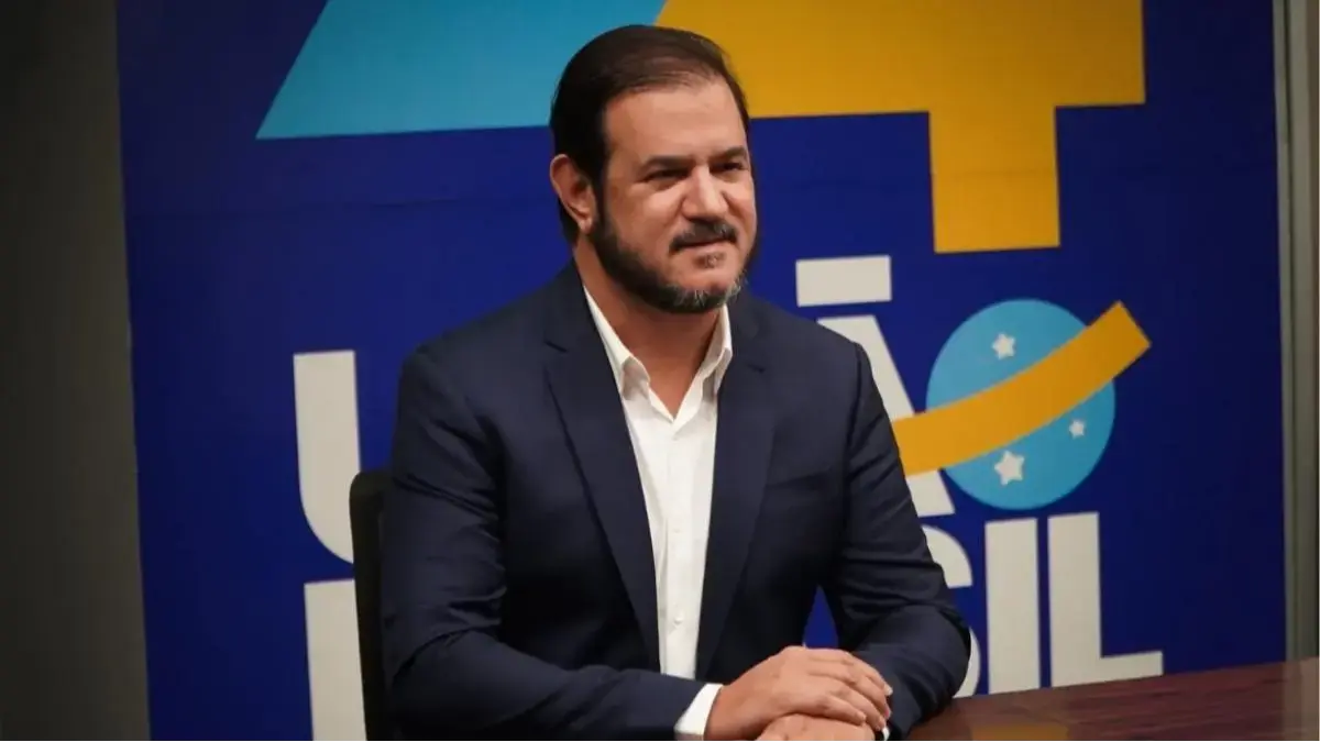Presidente do União Brasil rompe com Flávio e admite derrota de Lula: "Urnas precisam ser respeitadas"