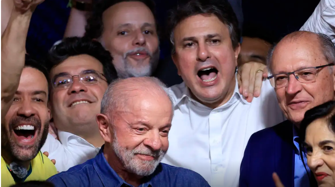 Após vitória de Lula, presidentes da América Latina enviam mensagens de parabéns pelas redes