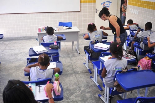 Vaga na rede municipal do Rio: prazo para se candidatar a 103 postos de professor se encerra às 18h desta terça