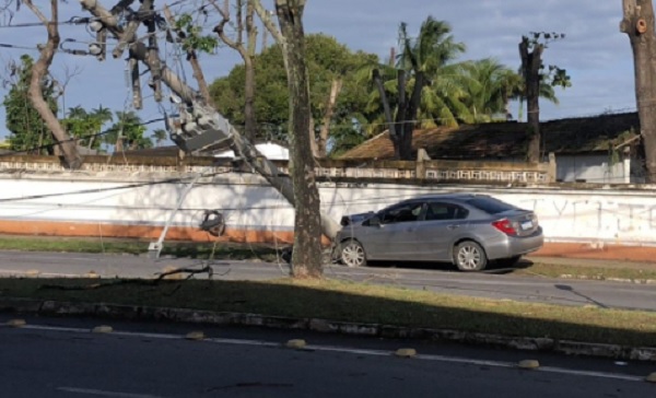 Batidas em postes disparam e Campos lidera ranking de colisões na área da Enel Rio