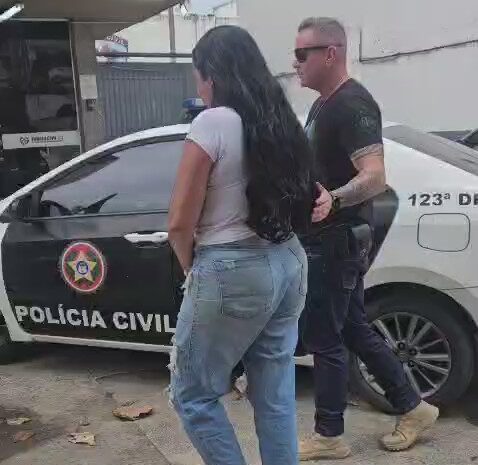 Foragida da Justiça é detida em Campos após ordem de prisão por tráfico