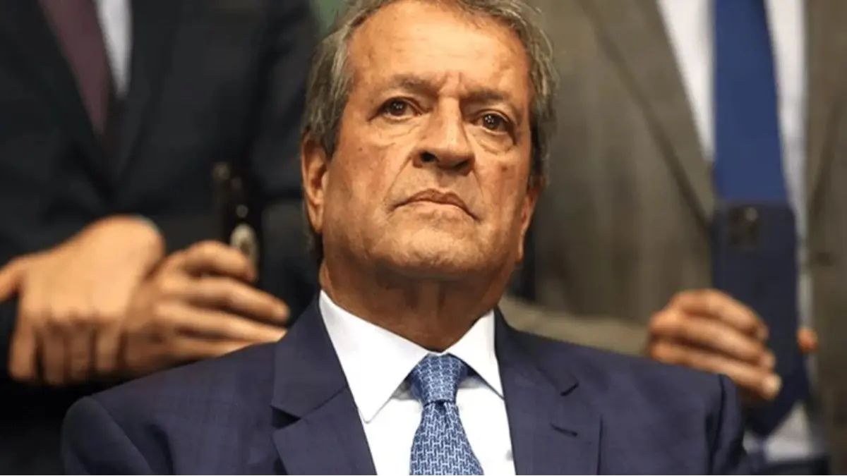 Presidente do PL rejeita texto de Flávio e diz que tem novidades para Bolsonaro