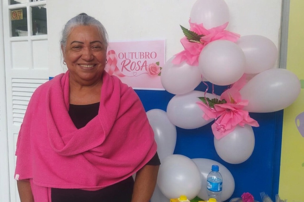 Em Campos, profissionais de saúde recebem orientação sobre câncer de mama durante Outubro Rosa