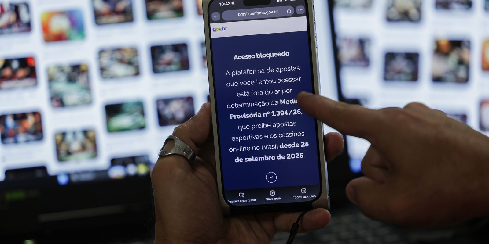 Trabalhadores afastados por dependência em apostas disparam: alta de quase cinco vezes em 2025