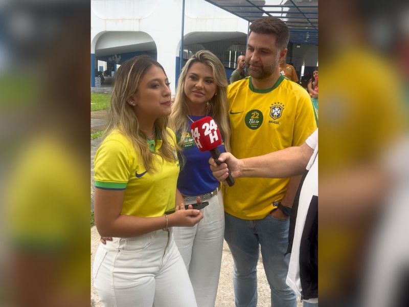 Em Campos, Wladimir Garotinho vota no segundo turno ao lado da esposa e da filha