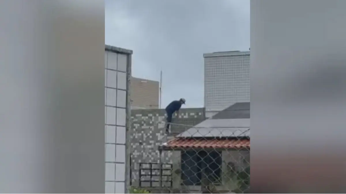 Preso no Recreio, suspeito some da 42ª DP ao sair por janela de banheiro