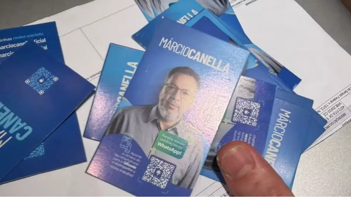 Material de campanha de Márcio Canella é apreendido na casa de investigado ligado ao CV
