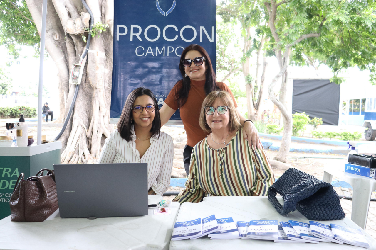 Procon Campos homenageia servidores que defendem o consumidor na Semana do Servidor Público
