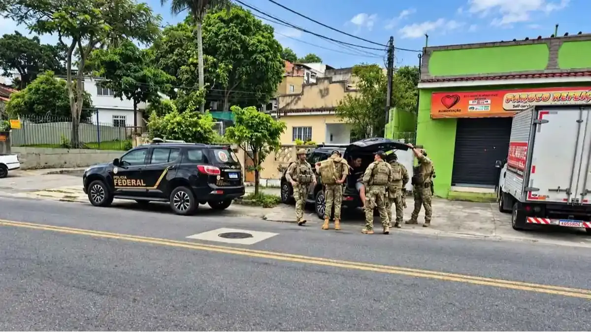 Esquema de recados a chefe de facção preso em Mato Grosso do Sul leva a detenções em Belford Roxo e na capital fluminense