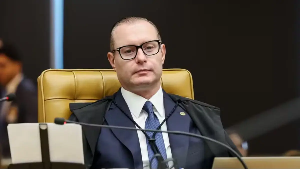 Zanin pede que TSE se manifeste sobre pedido de segundo turno para governo do Rio