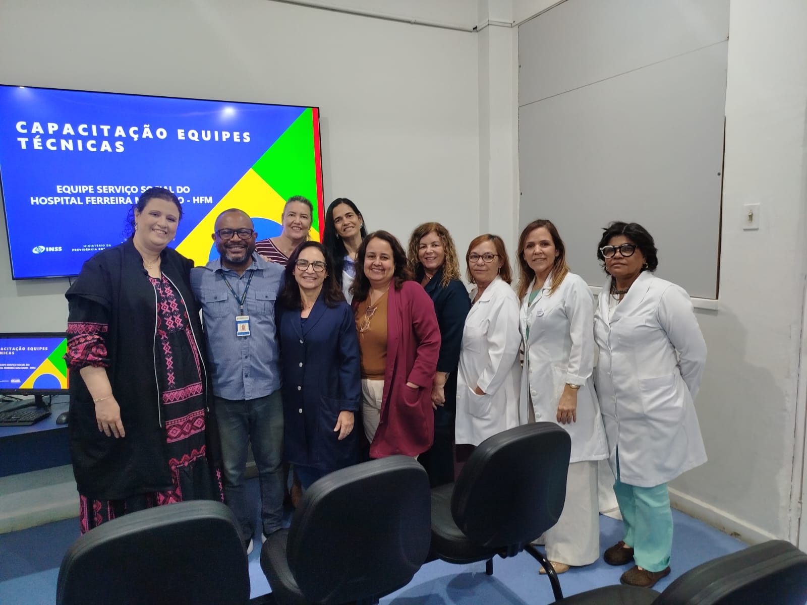 Equipe de assistência social do HFM ganha orientação sobre direitos previdenciários e acesso a auxílios