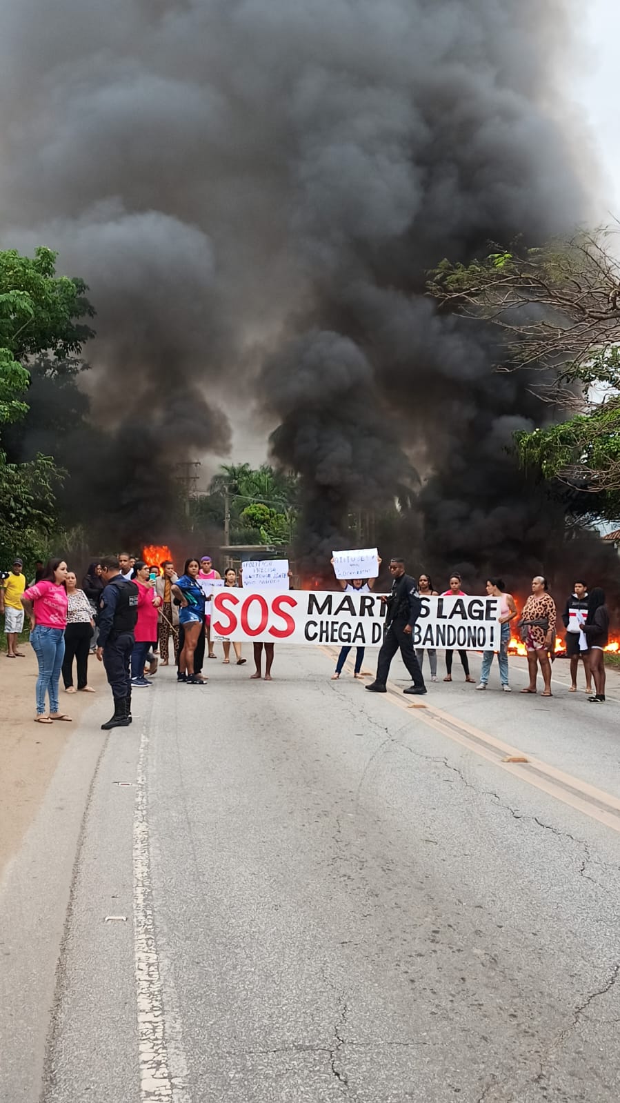 Protesto volta a travar BR-356 em Martins Lage e tráfego segue sem previsão de liberação