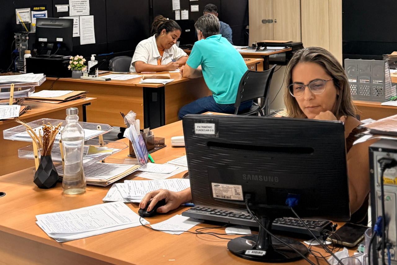Quem quer lucrar com as festas de dezembro deve pedir crédito já, orienta Fundecam