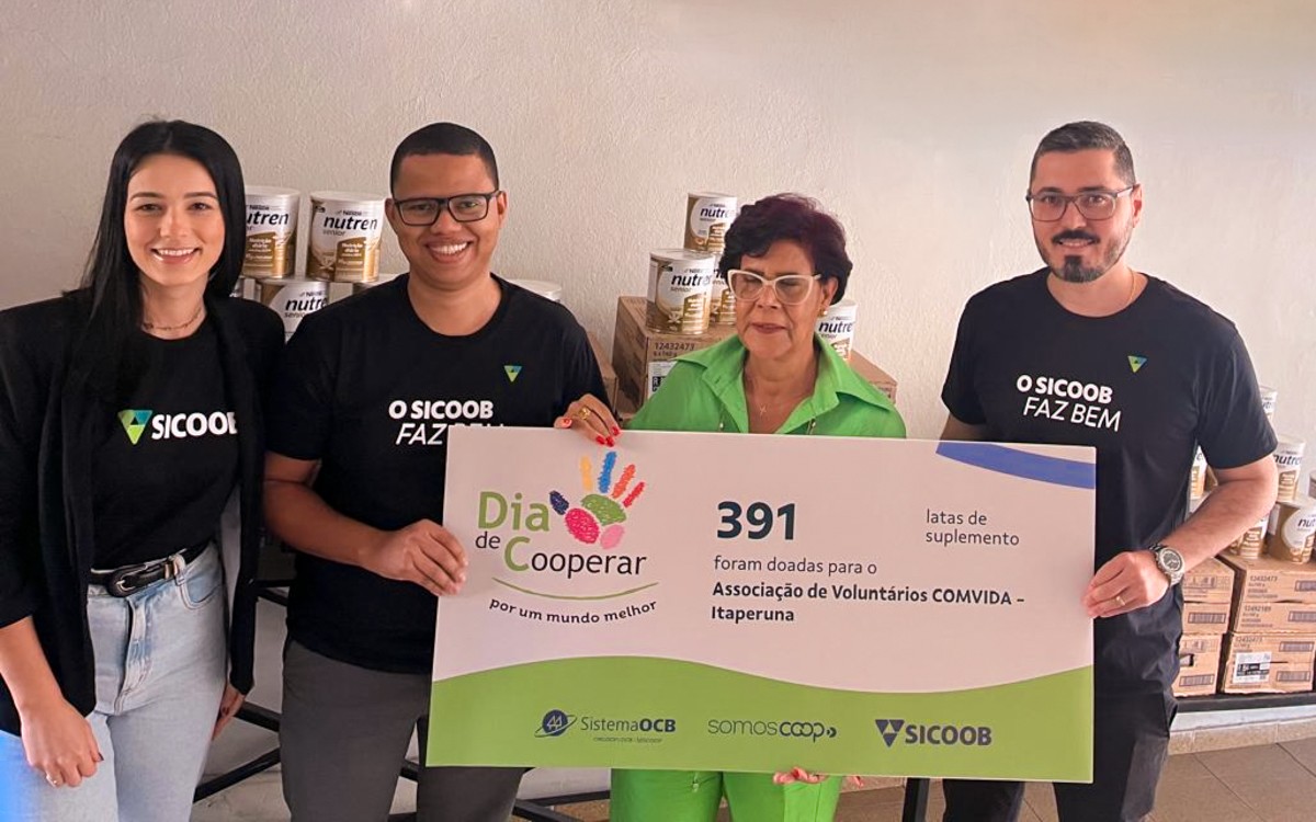 Casa de apoio em Itaperuna recebe 391 latas de suplemento doadas pelo Sicoob para pacientes com câncer