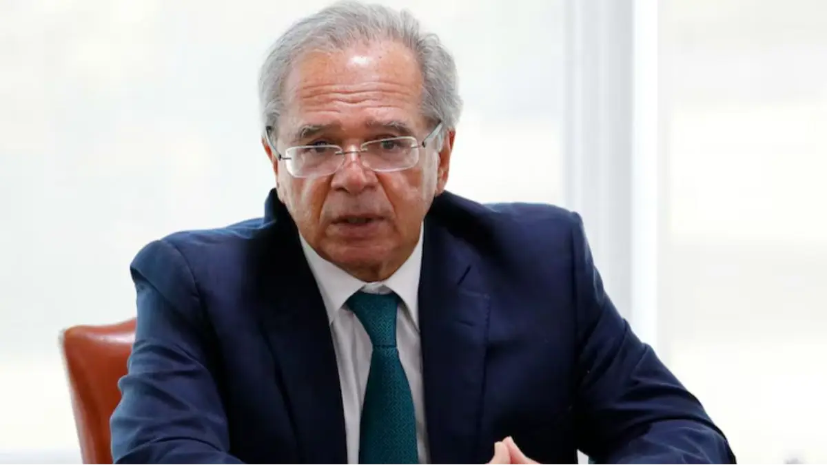 Ex-ministro entra na mira da PF: nome de Paulo Guedes aparece em apuração sobre firma de criptoativos