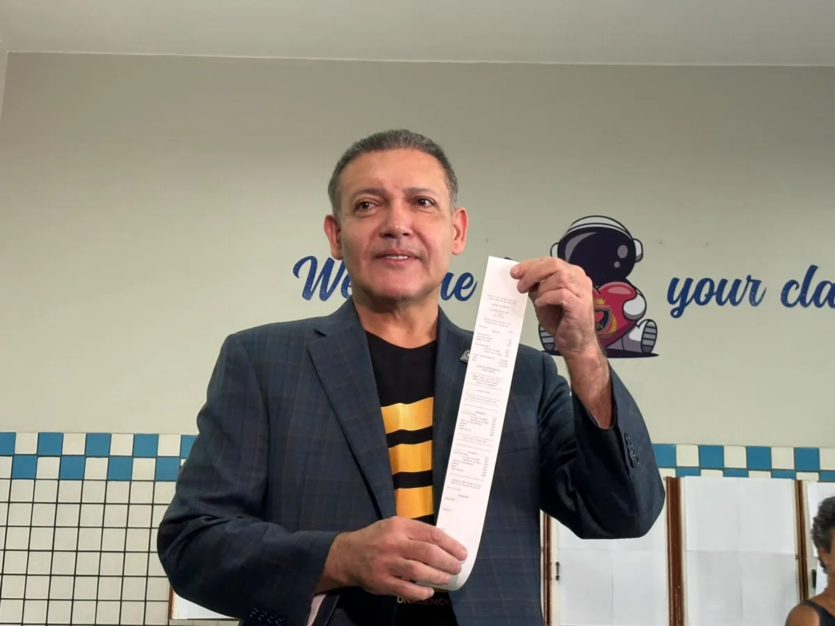 Eleição decidida no domingo: TSE inicia votação do segundo turno com fala de Nunes Marques sobre urnas